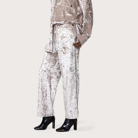Honor The Gift Velvet PJ Pants - Champagne Size Small